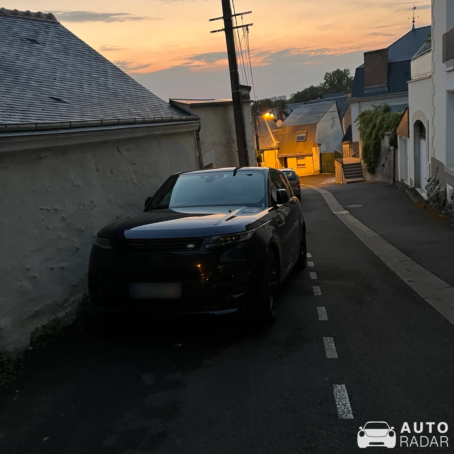 Land Rover Range Rover Sport 2022 spotted in Saint-Avertin