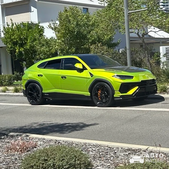 Lamborghini Urus Performante spotted in Midland
