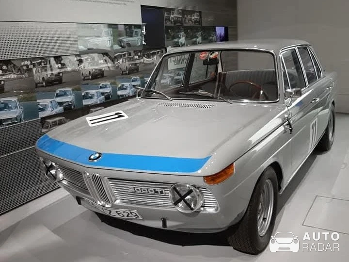 BMW 2000 spotted in München