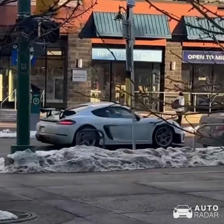 Porsche 718 Cayman GT4 RS spotted in Calgary, Canada