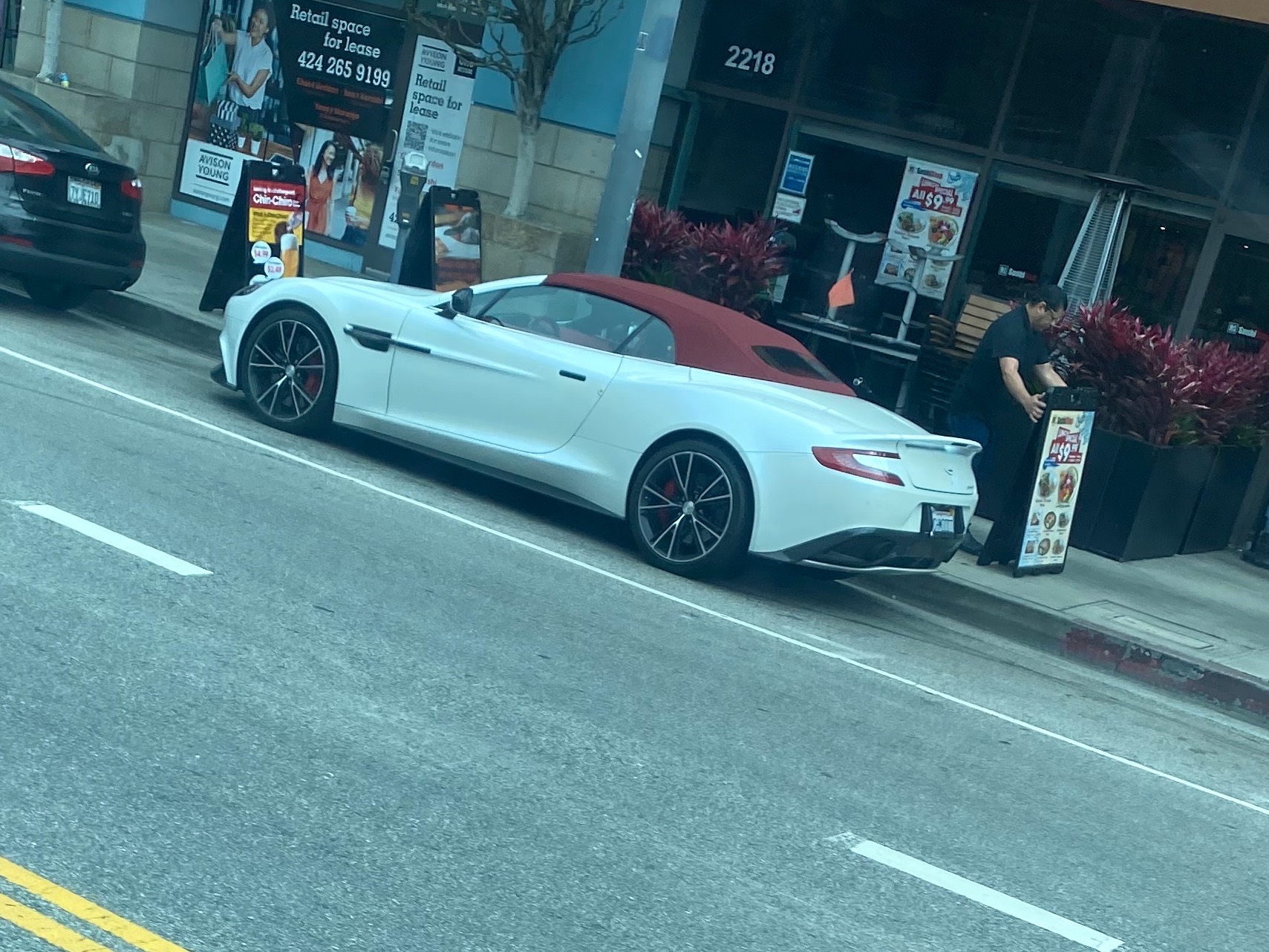 Aston Martin Vanquish S Volante 2017
