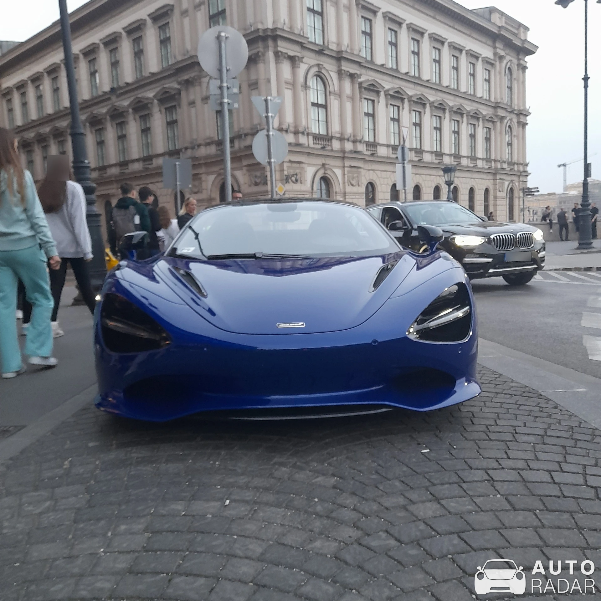 McLaren 750S Spider spotted in Budapest, Magyarország