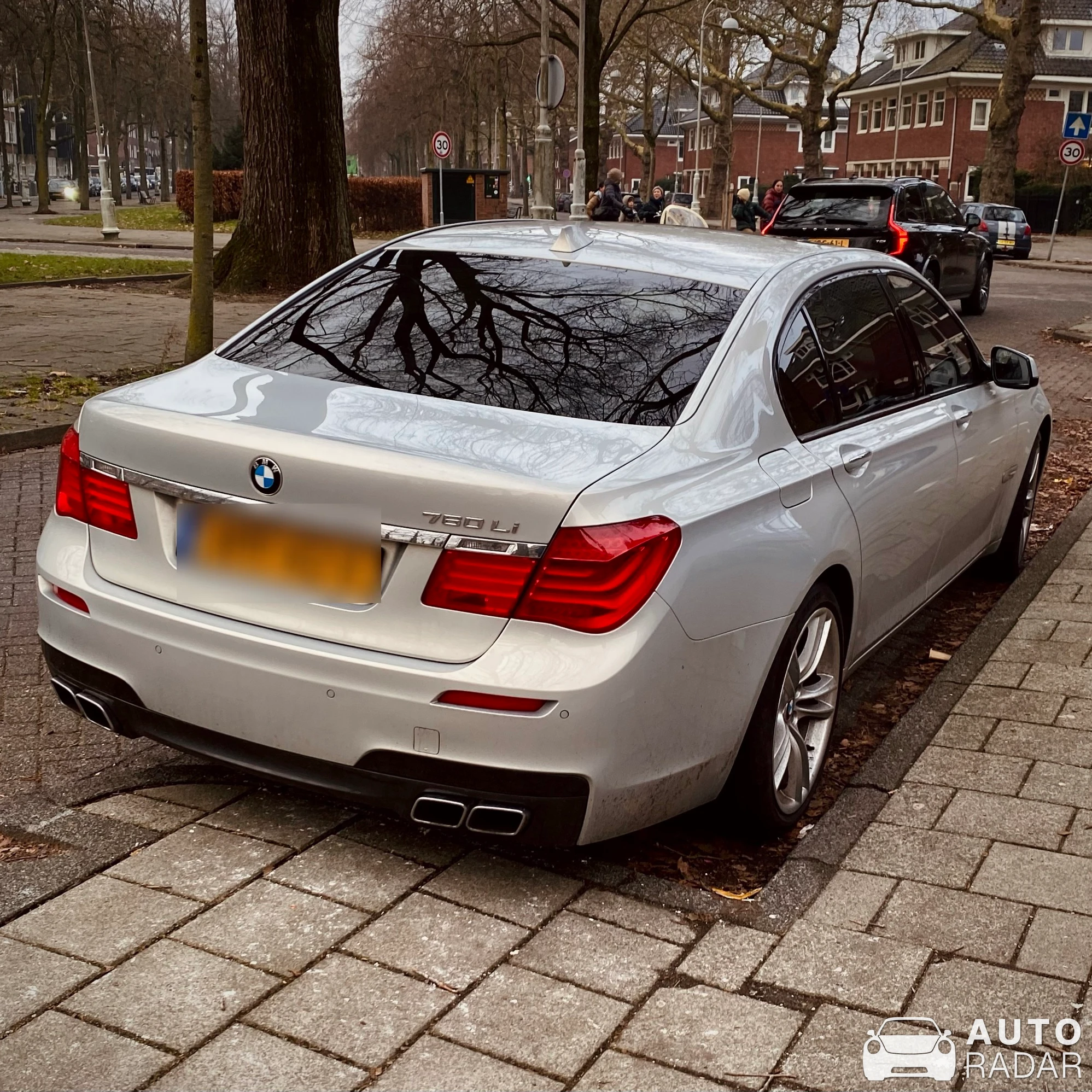 BMW M760Li xDrive spotted in Amsterdam