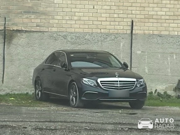 Mercedes-Benz E-Klasse W213 spotted in Berrioplano, España