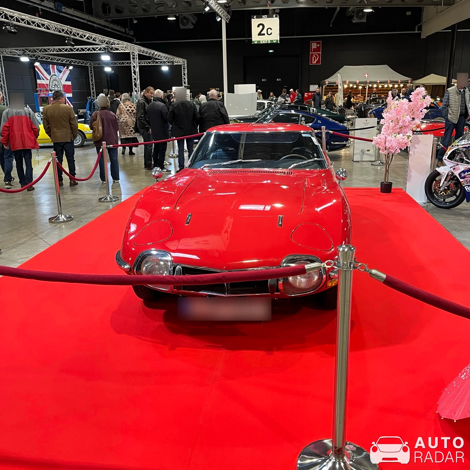 Toyota 2000GT spotted in Luxembourg