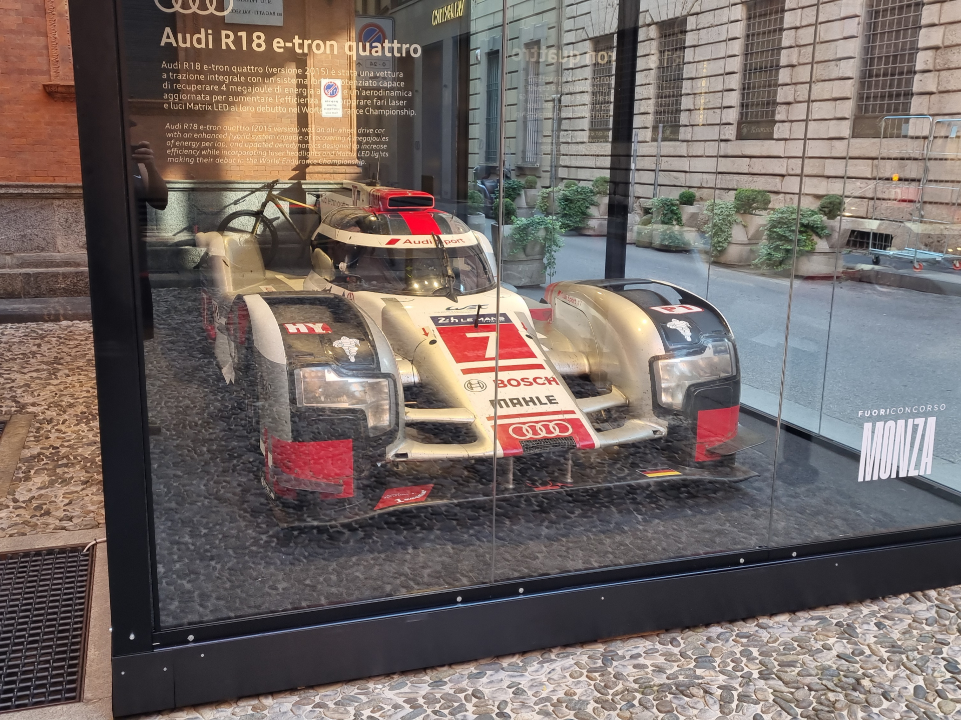 Audi R18 E-Tron Quattro