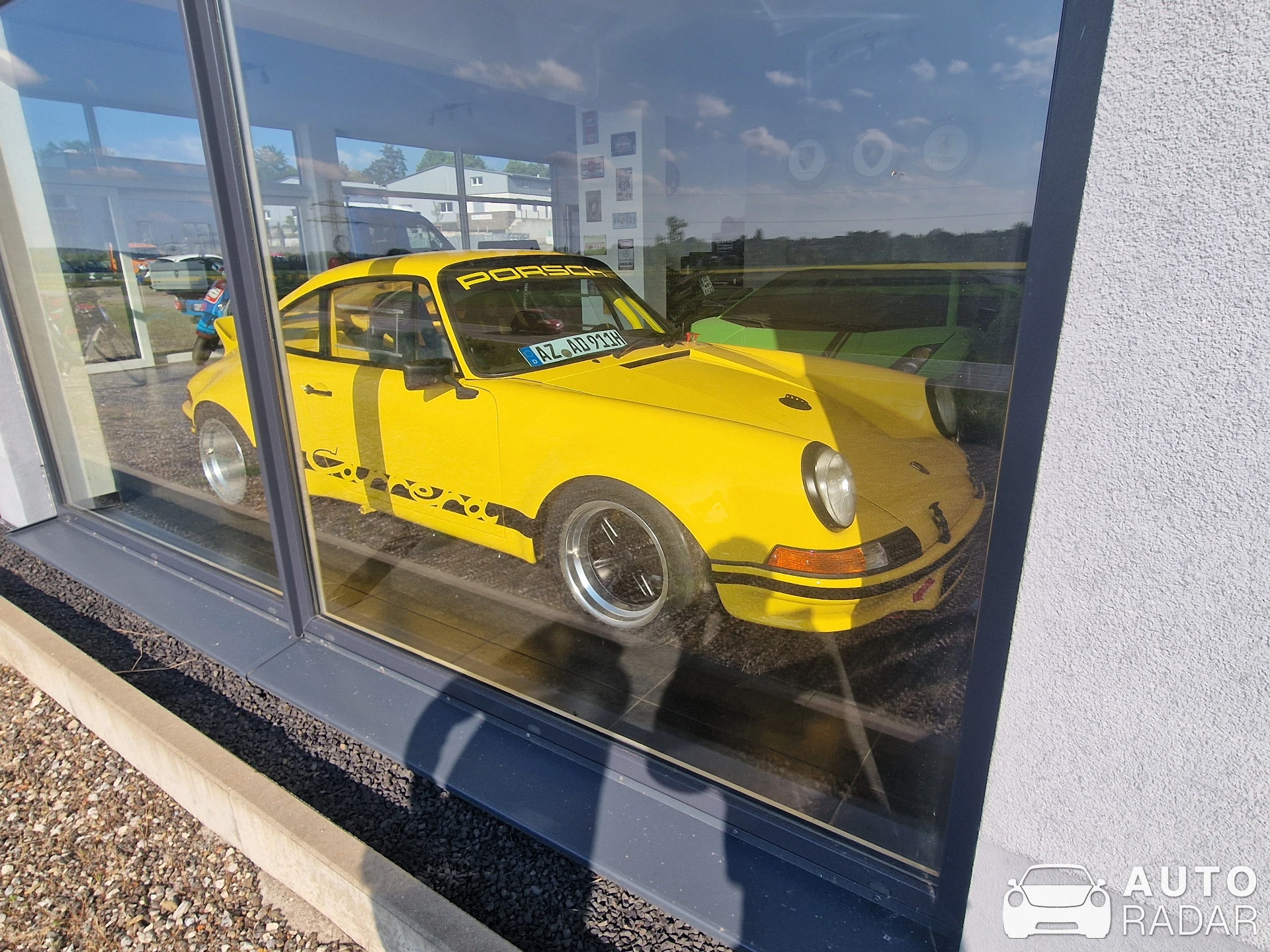 Porsche 911 Carrera RS 2.7 spotted in Günzburg