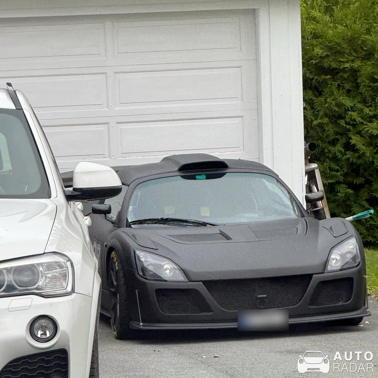 Gumpert Apollo Sport spotted