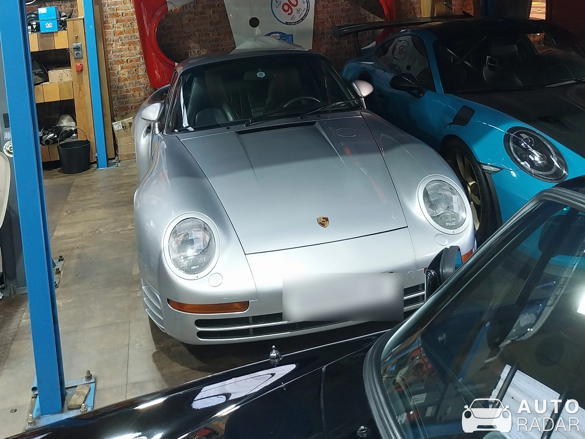 Porsche 959 spotted in Lisboa, Portugal