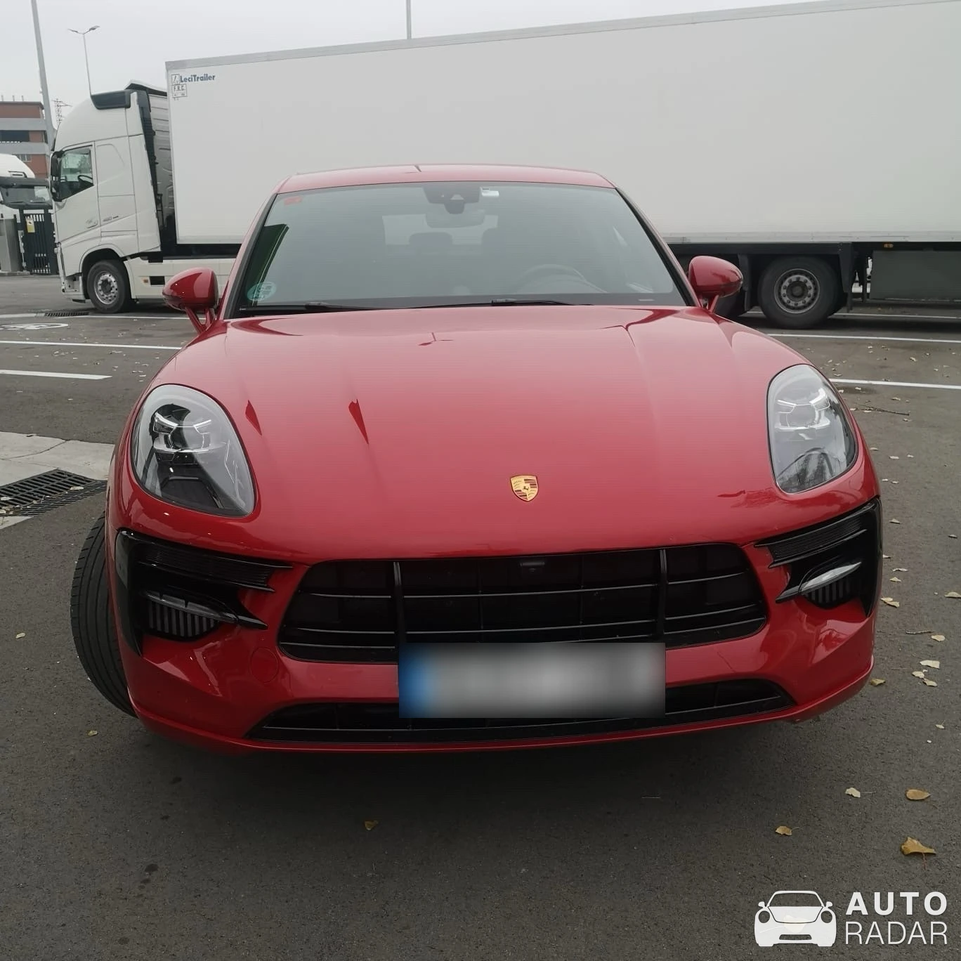 Porsche Macan spotted in Vic, España