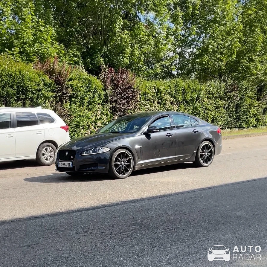 Jaguar XF 2016 spotted in Mirande