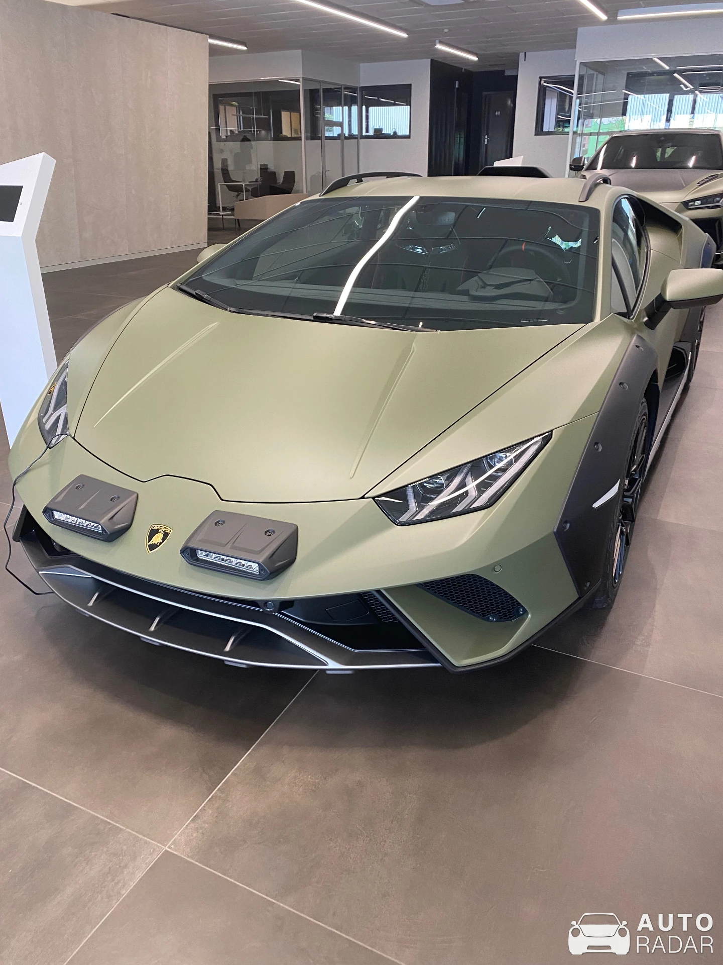Lamborghini Huracán LP610-4 Sterrato spotted in Plan-les-Ouates, Switzerland