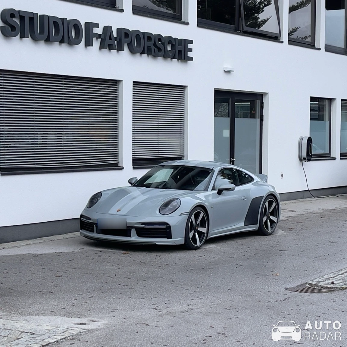 Porsche 992 Sport Classic spotted in Zell am See