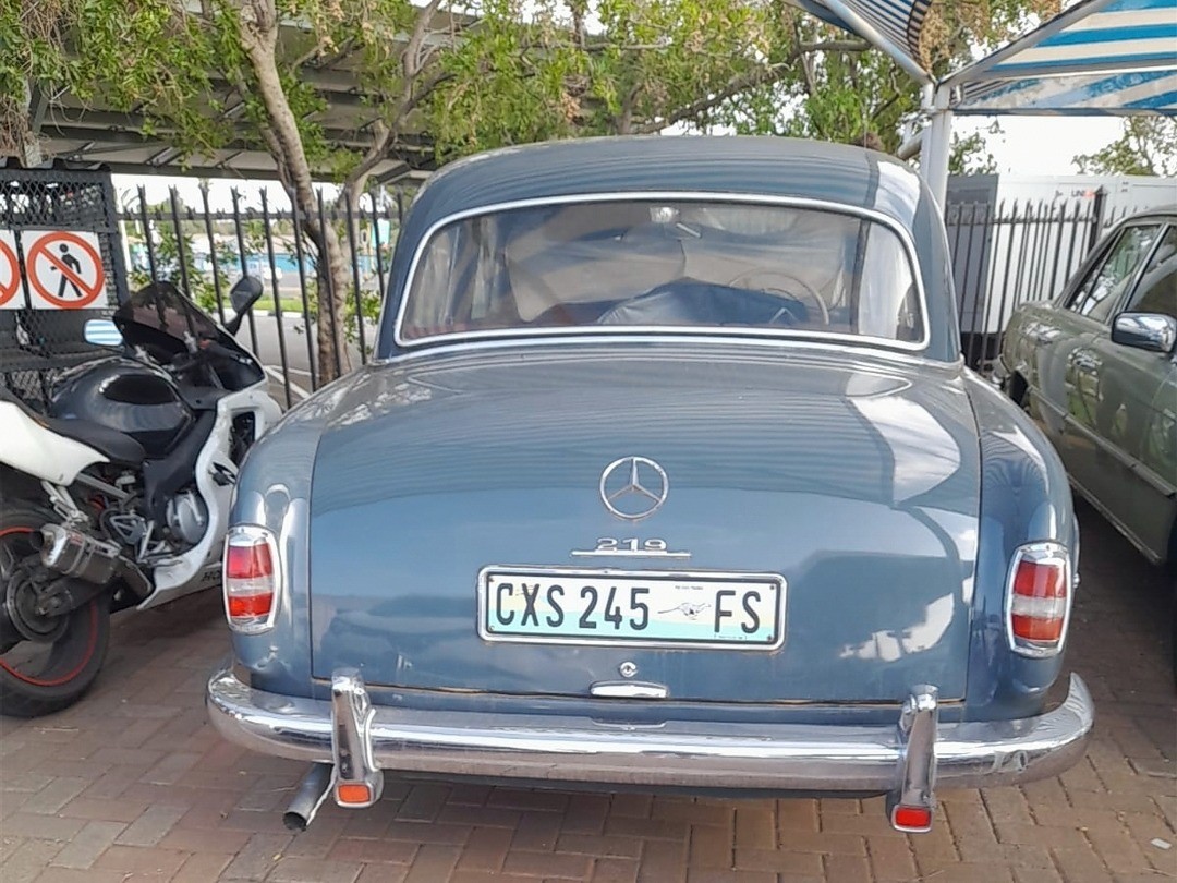 Mercedes 190 Ponton