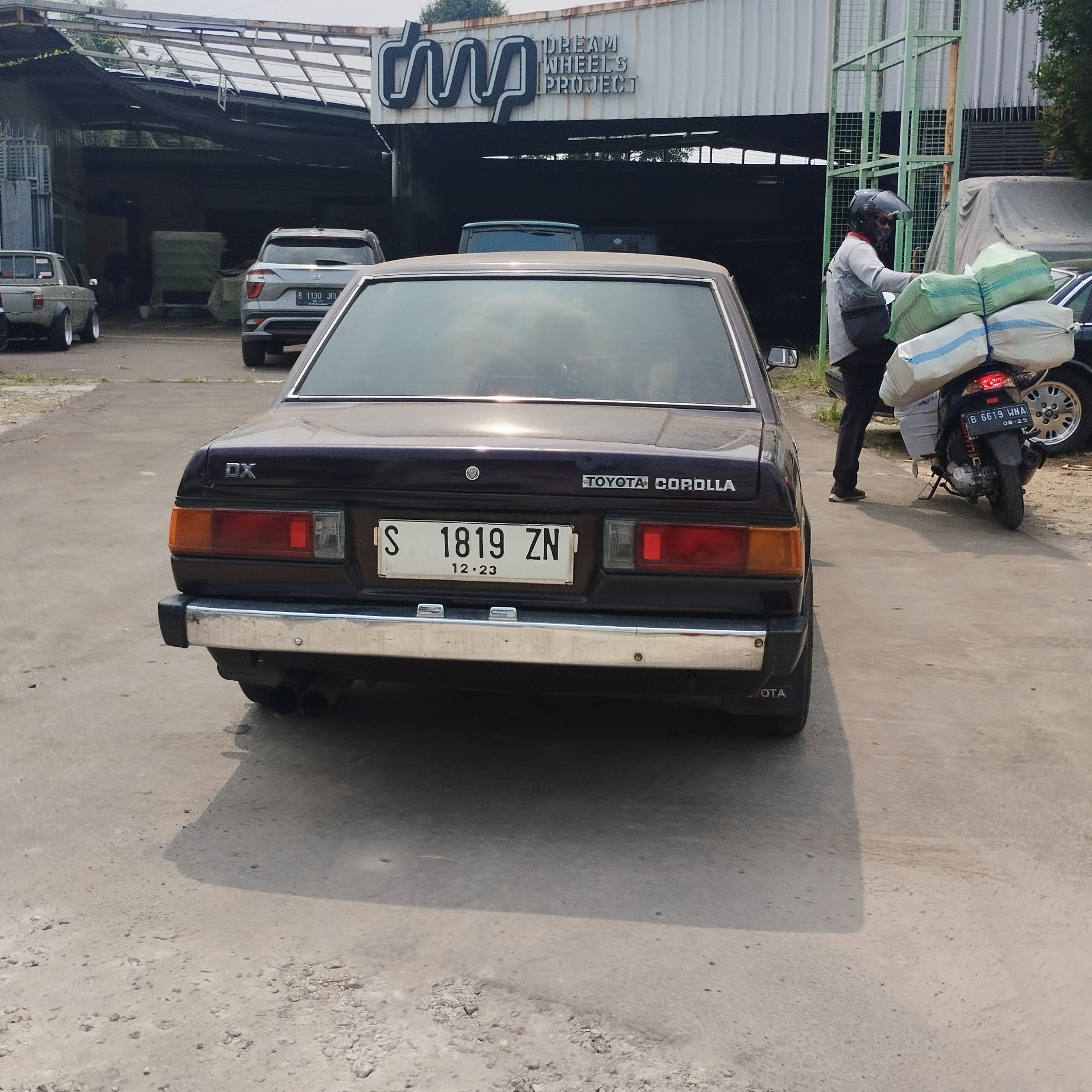 Toyota Corolla DX E70
