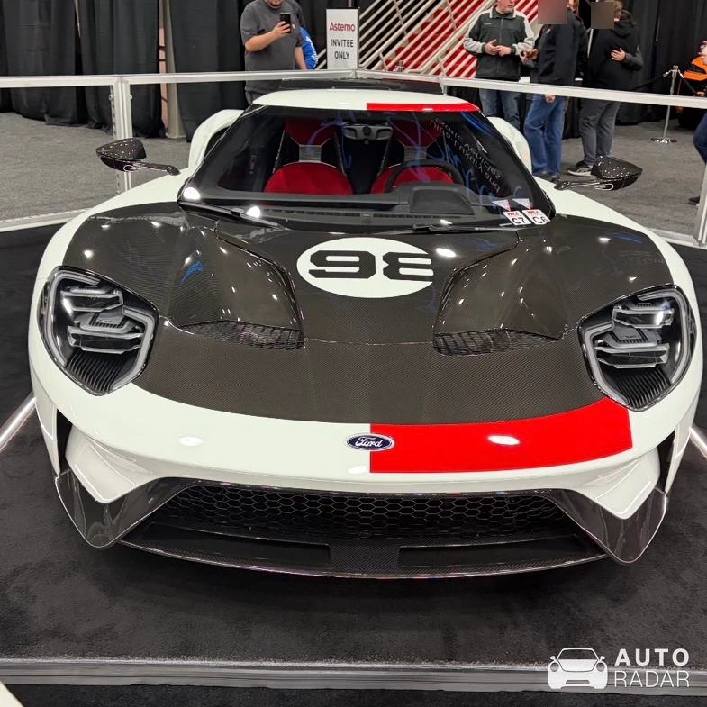 Ford GT Heritage Edition spotted