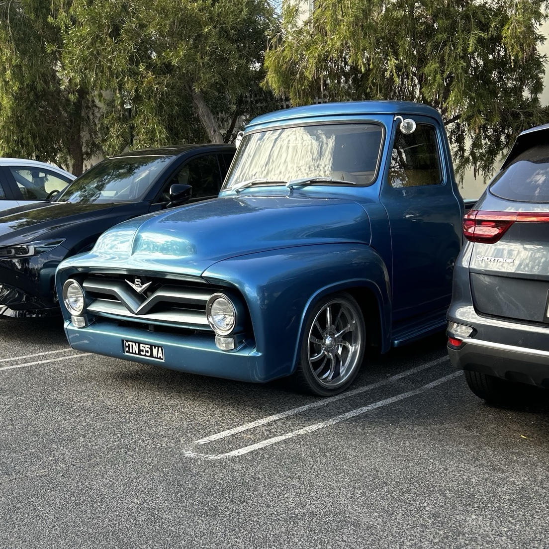 Ford F-100