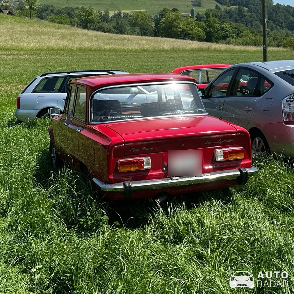 Alfa Romeo Giulia Nuova Super 1300 spotted in Dürnten