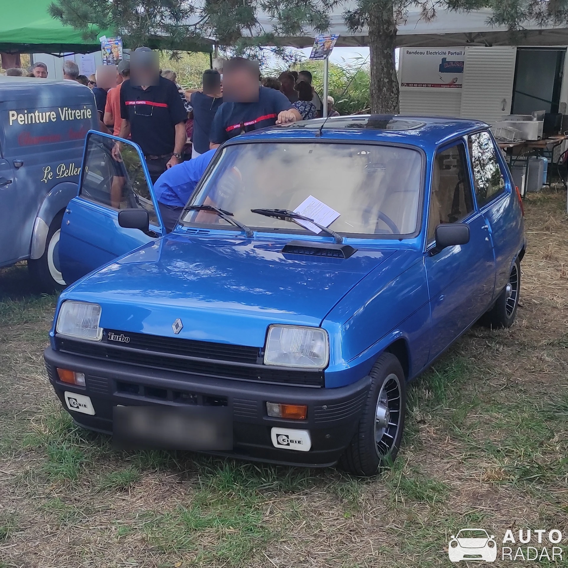 Renault 5 Alpine Turbo spotted in Le Pellerin
