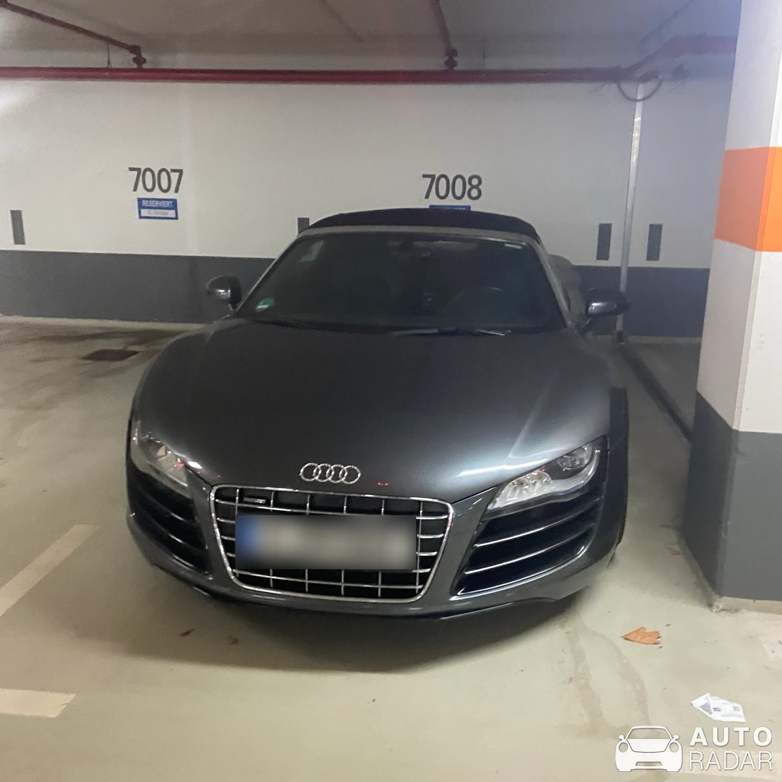 Audi R8 V10 Spyder spotted in Köln, Deutschland