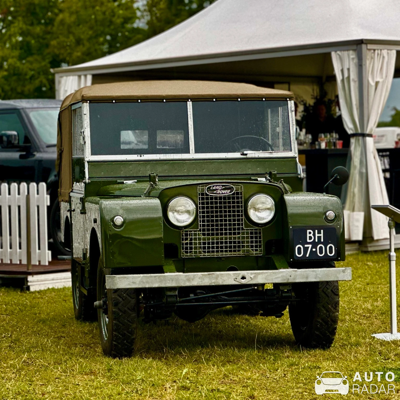 Land Rover Range Rover Series 1 spotted in Beesd