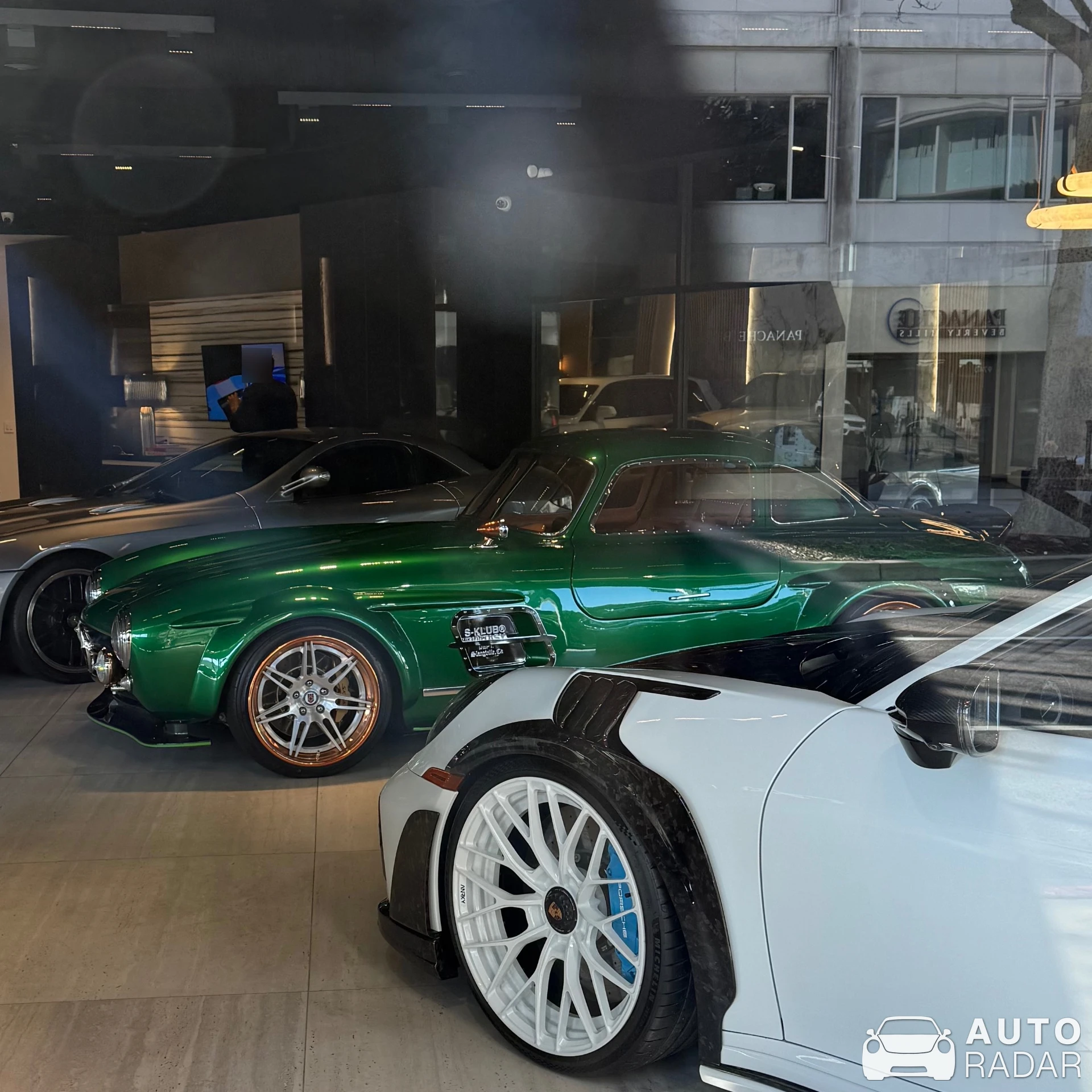 Mercedes-Benz SLK 55 AMG R171 S-KLUB 300SL Gullwing spotted in Beverly Hills