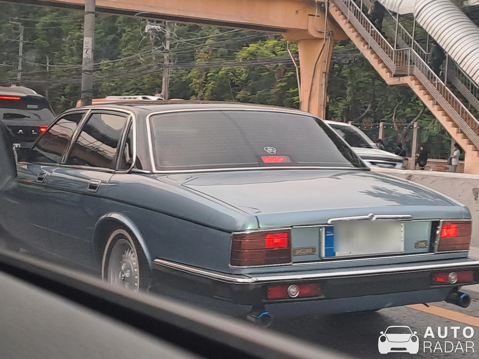 Jaguar XJ spotted in Bangkok, Thailand