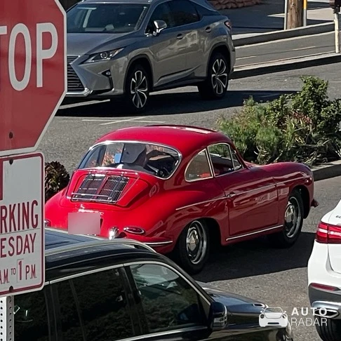 Porsche 356 Replica spotted in Hermosa Beach