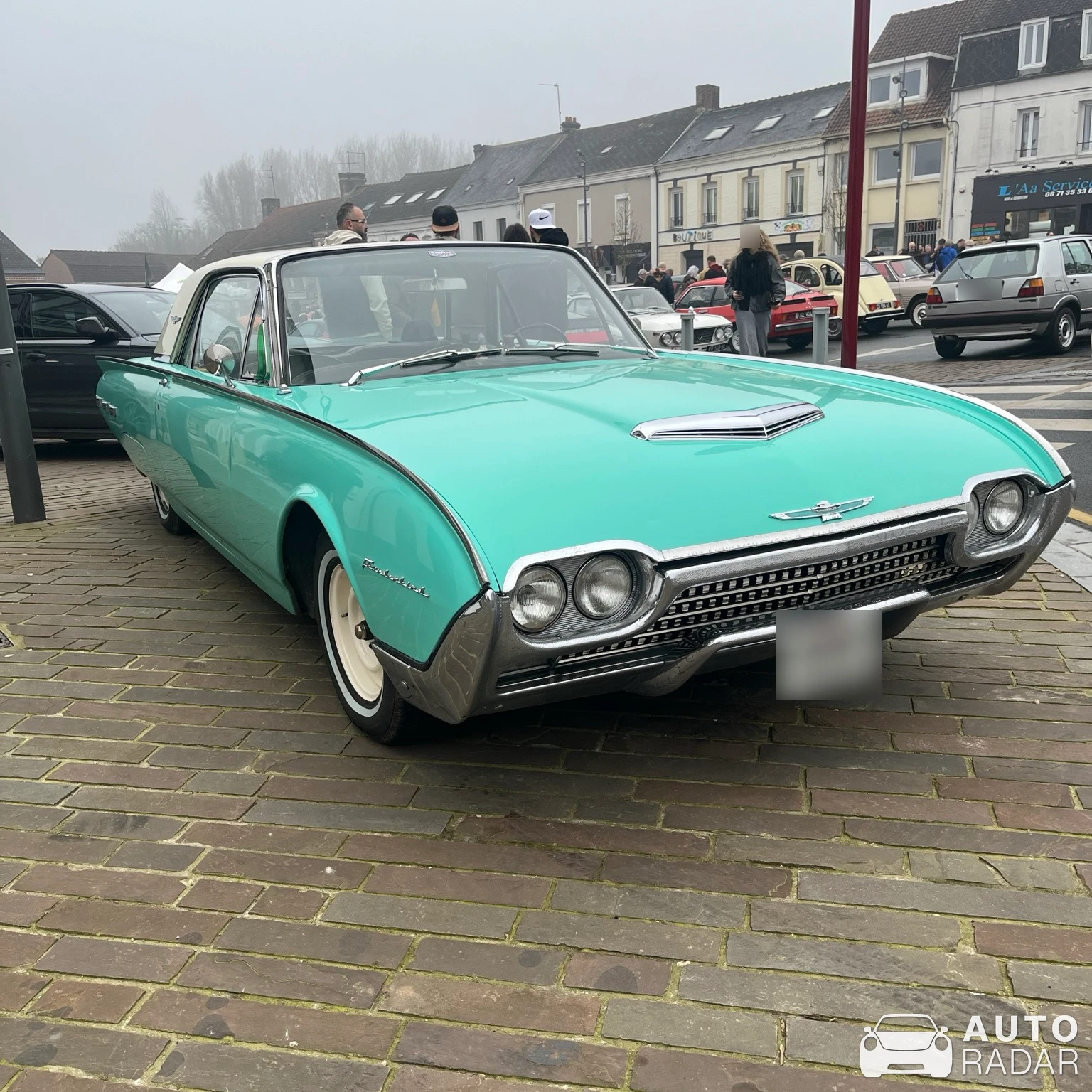 Ford Thunderbird spotted in Saint-Omer