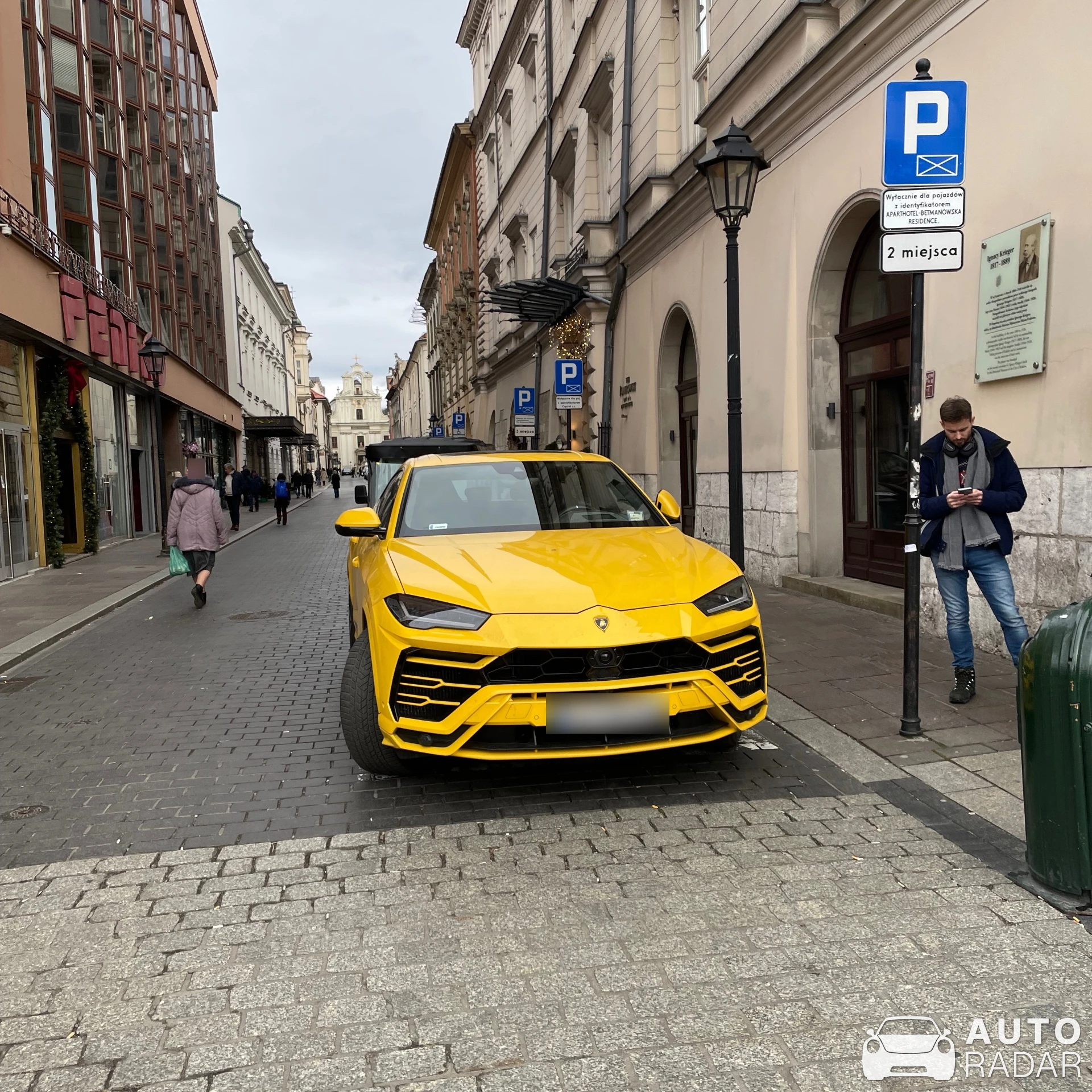 Lamborghini Urus spotted in Niegardów, Польша