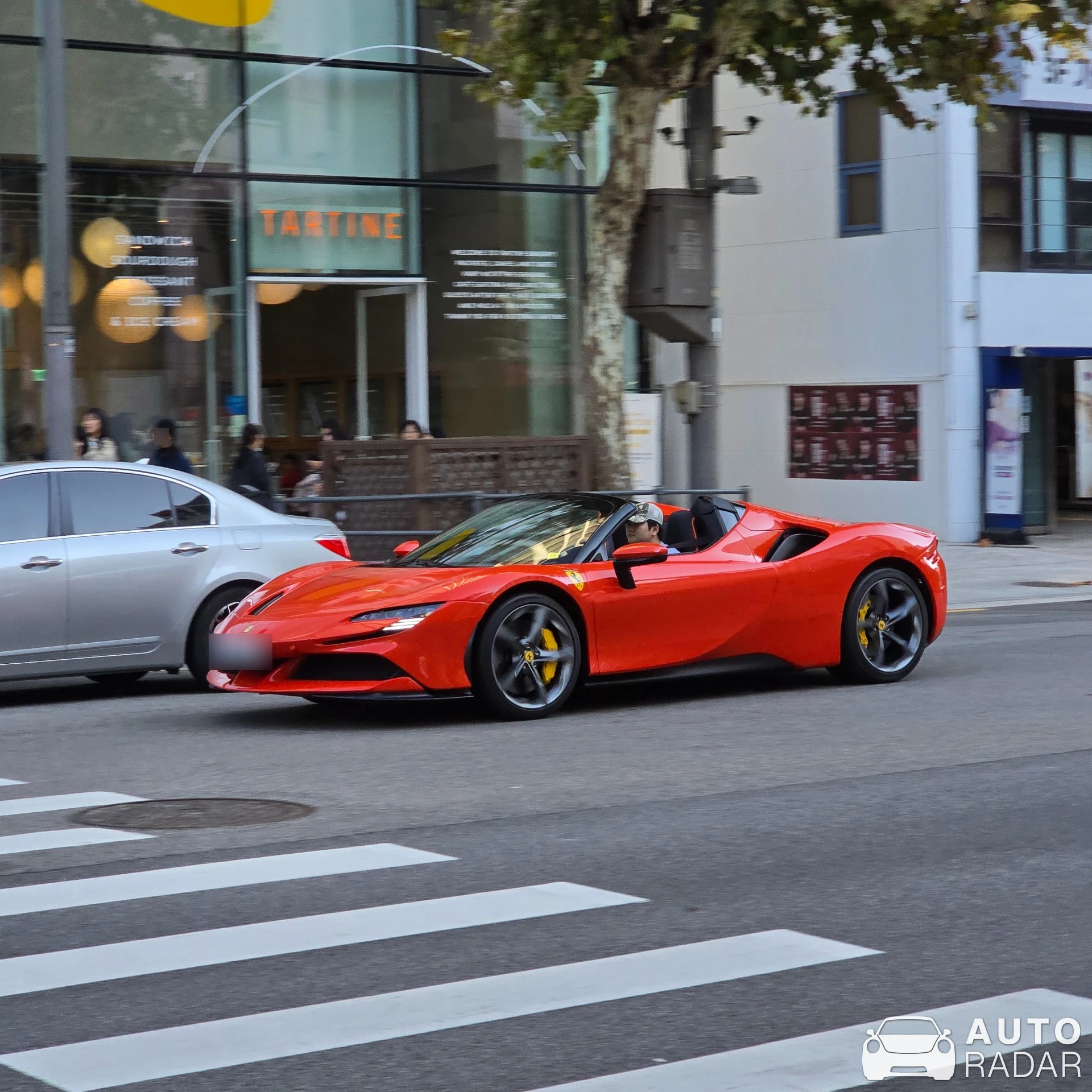 Ferrari SF90 Spider spotted in 강남구, 대한민국