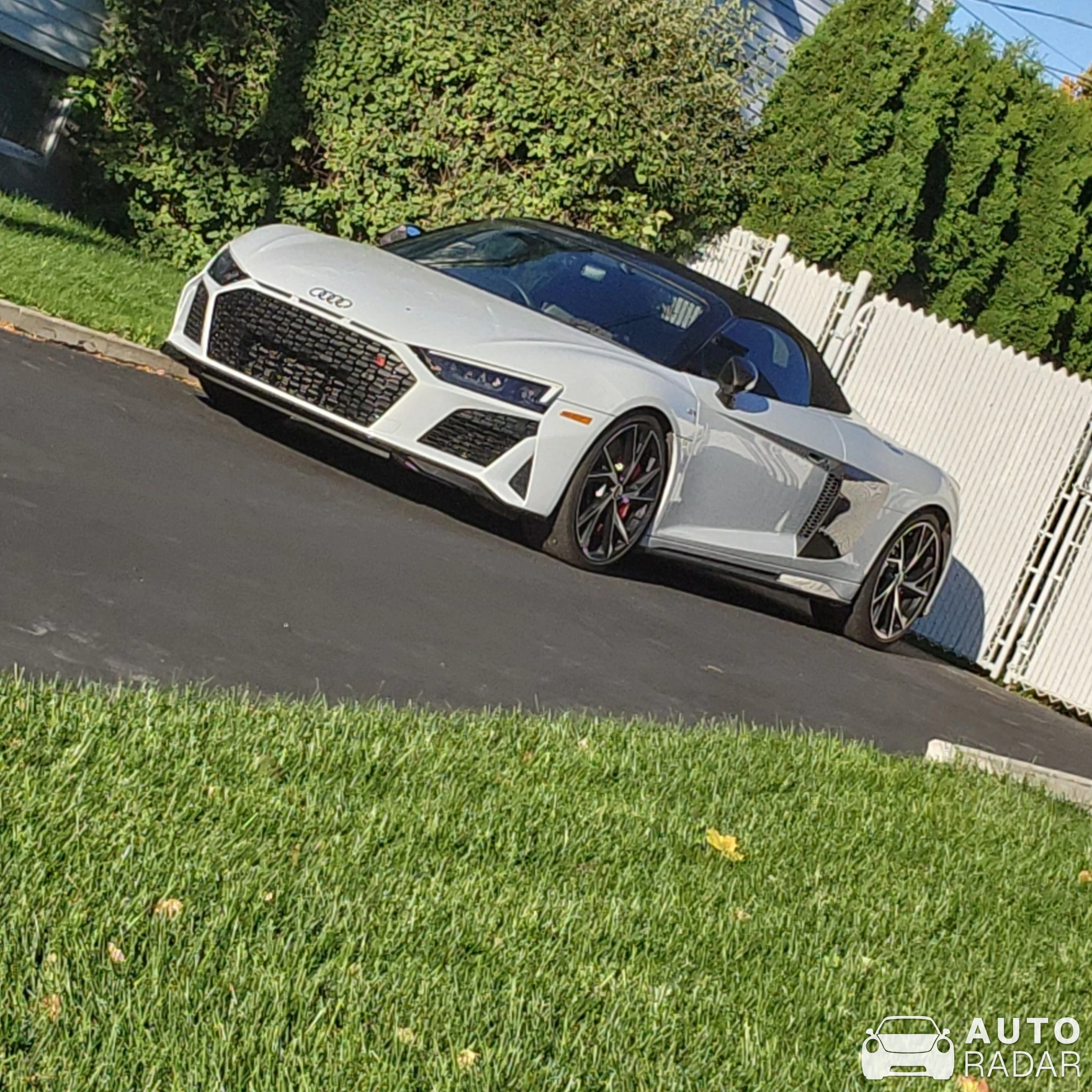 Audi R8 V10 Spyder spotted in Varennes, Canada