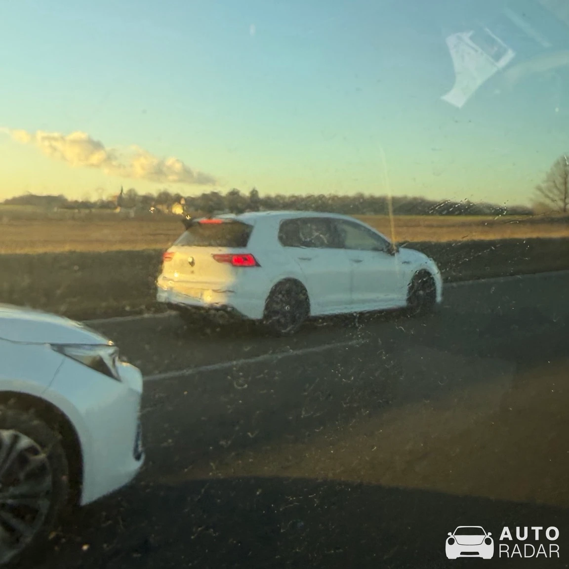 Volkswagen Golf 8 R Variant spotted in Saint-Fargeau-Ponthierry, France