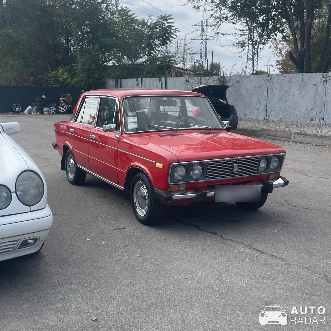 Lada 2106 spotted in Запоріжжя