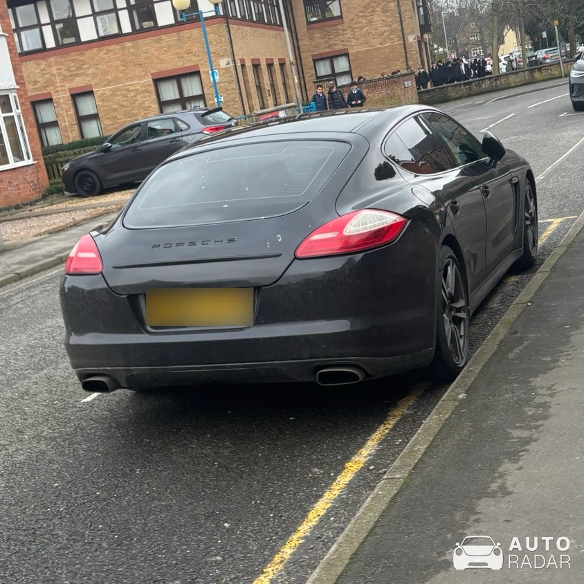 Porsche 970 Panamera S spotted in Pinchbeck