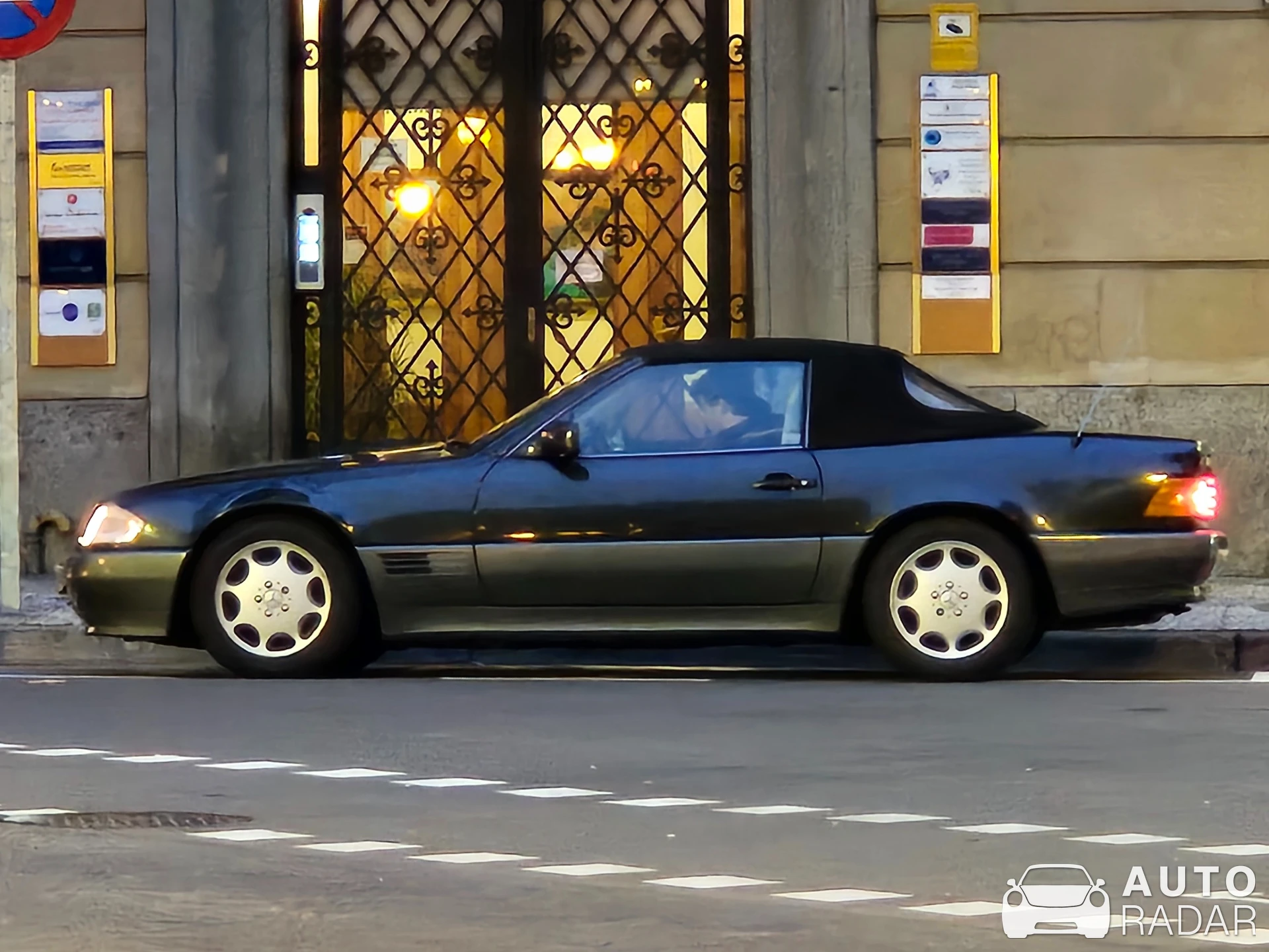 Mercedes-Benz SL 500 spotted in Zaragoza, España