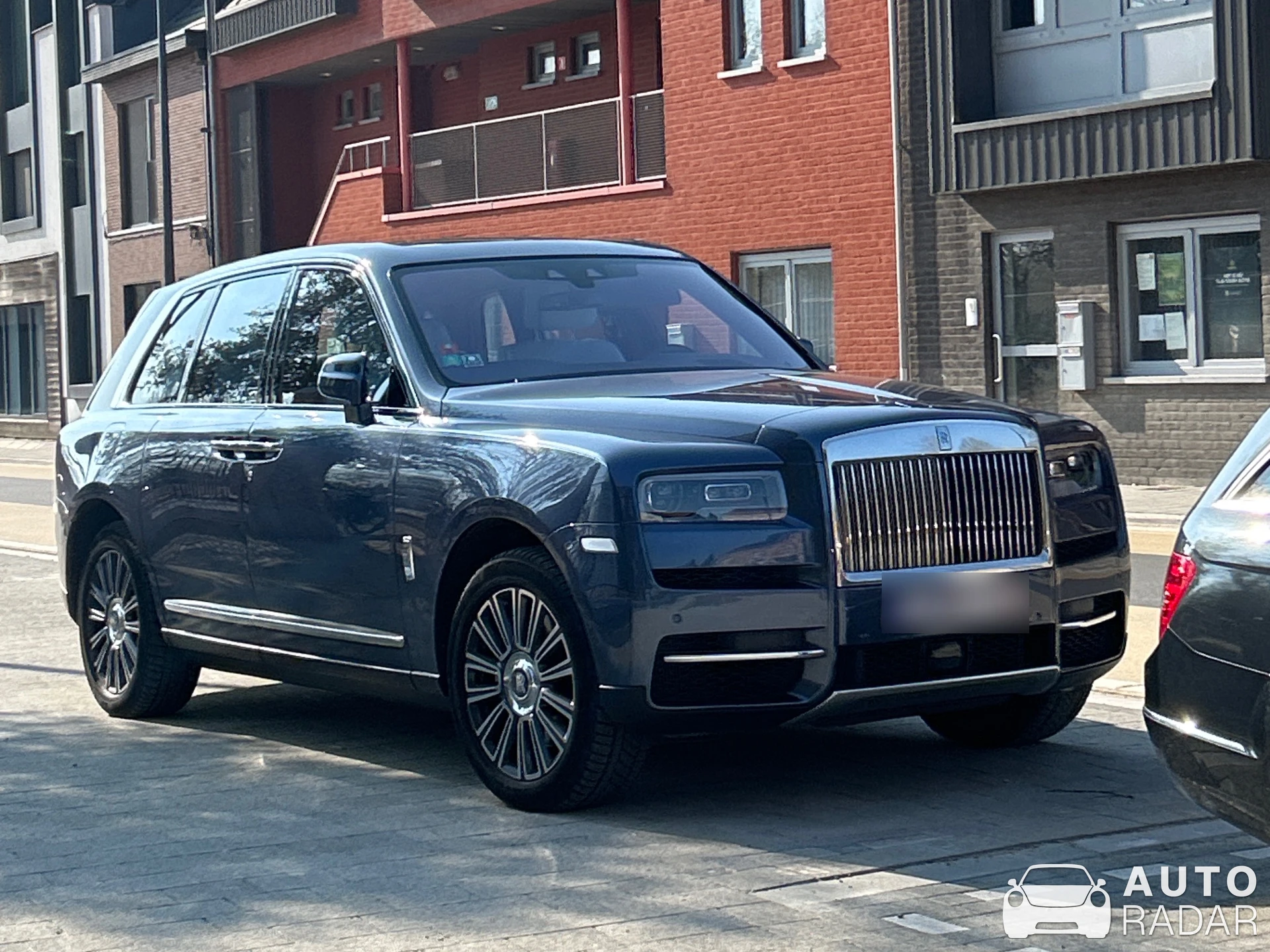 Rolls-Royce Cullinan spotted in Bosschenhoofd