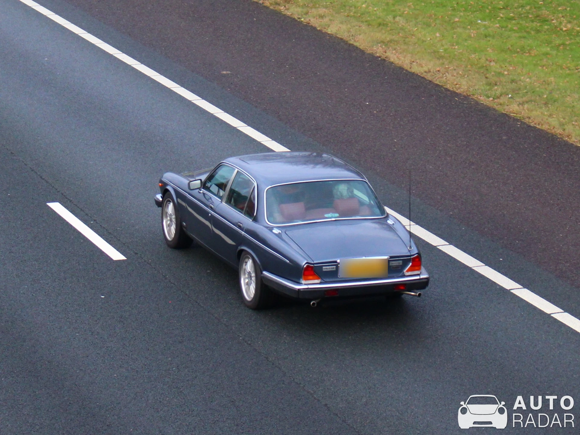 Jaguar XJ Series II spotted in Enschede