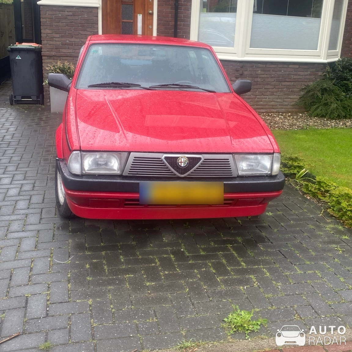 Alfa Romeo 75 spotted in Heiloo