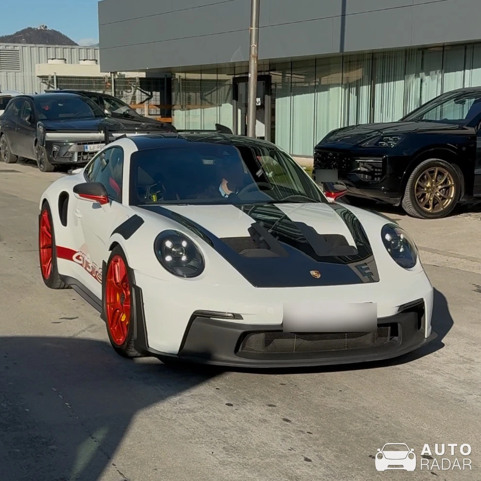 Porsche 992 GT3 RS MkI spotted in Ljubljana, Slovenia