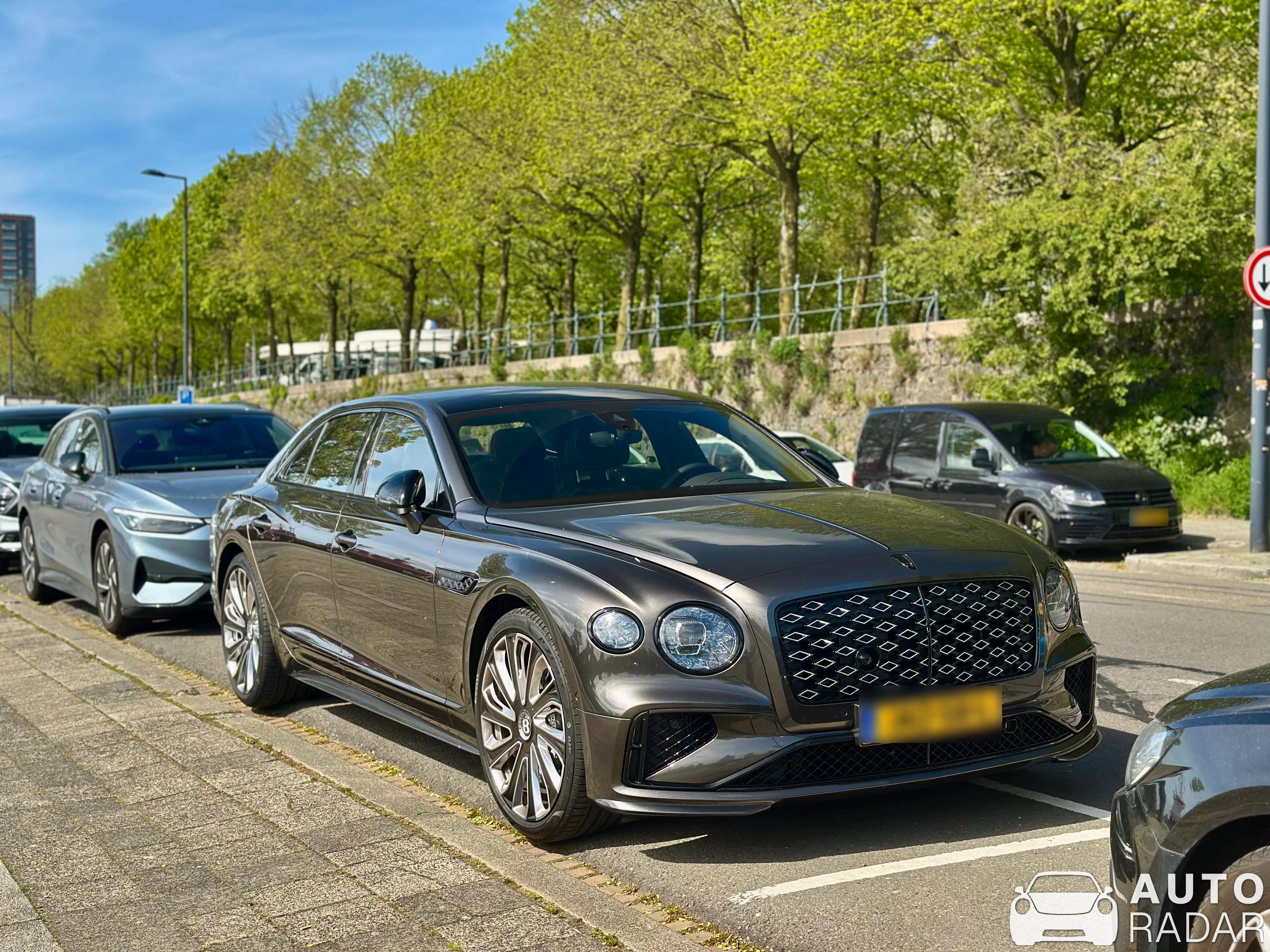 Bentley Flying Spur Mulliner 2025 spotted in Rotterdam