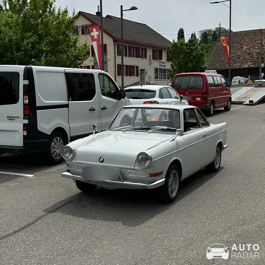 BMW 700 spotted in Rudolfstetten-Friedlisberg