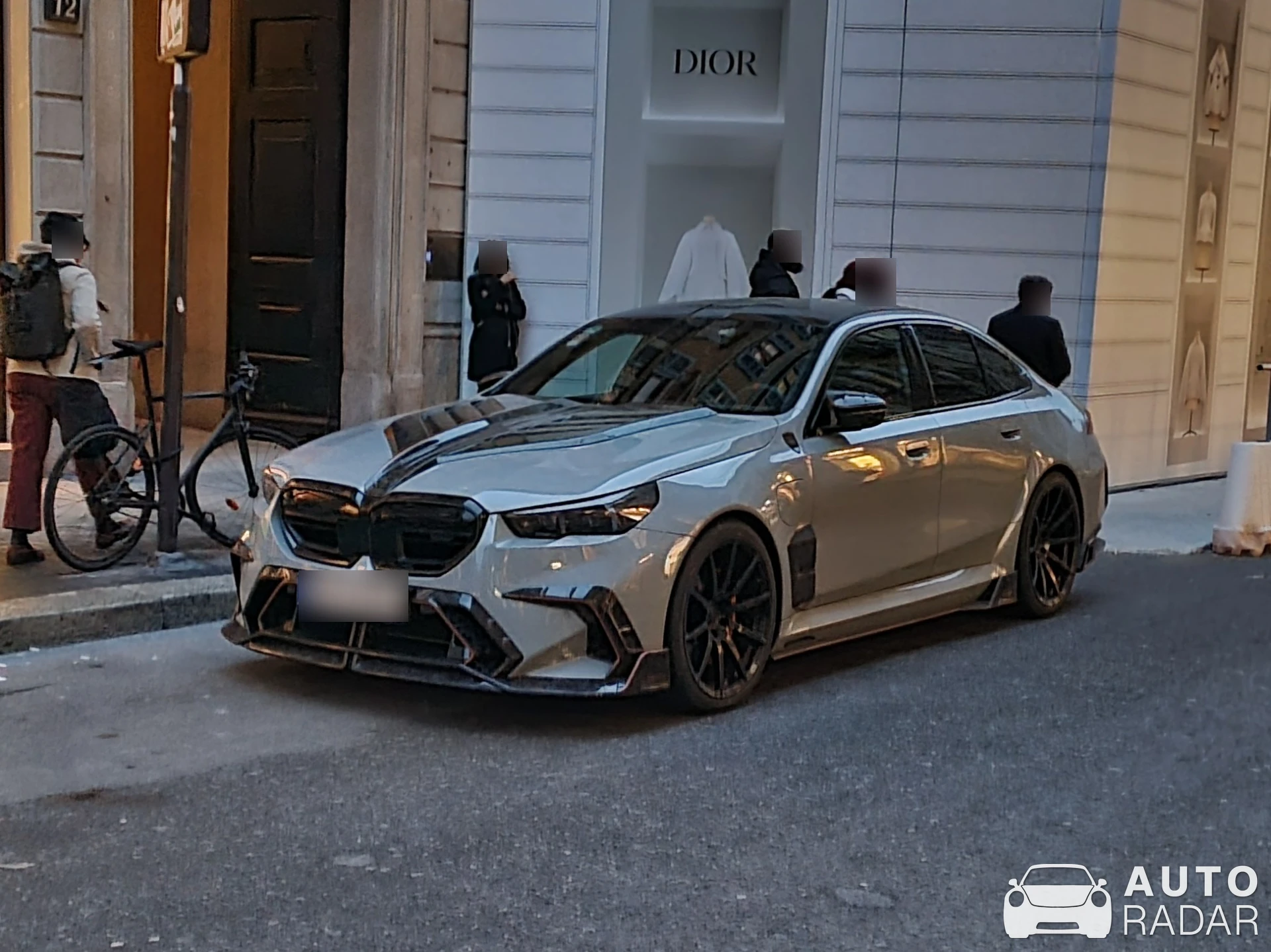 BMW M5 G90 Mansory P850 Performance spotted in Milano