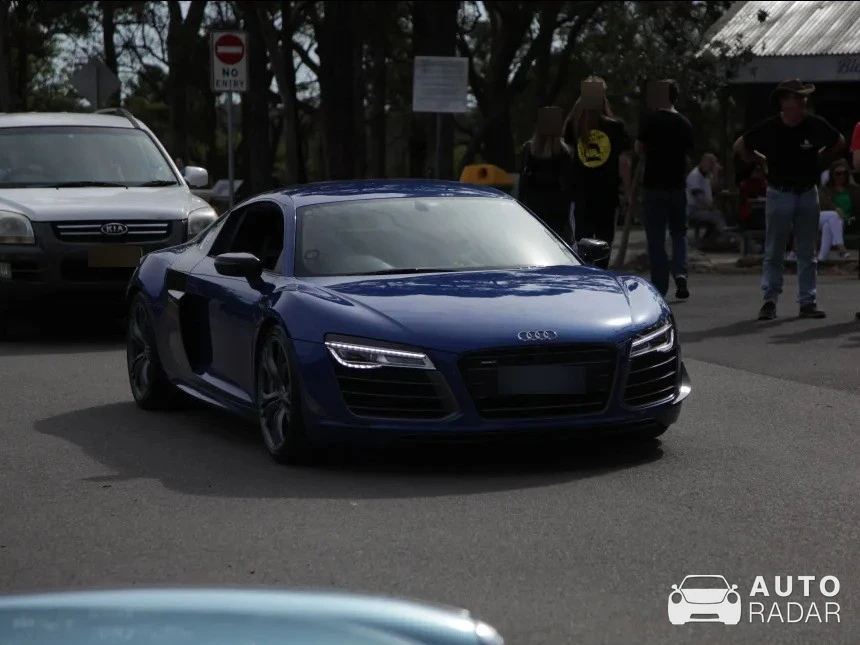 Audi R8 V10 2013 spotted in Connells Point