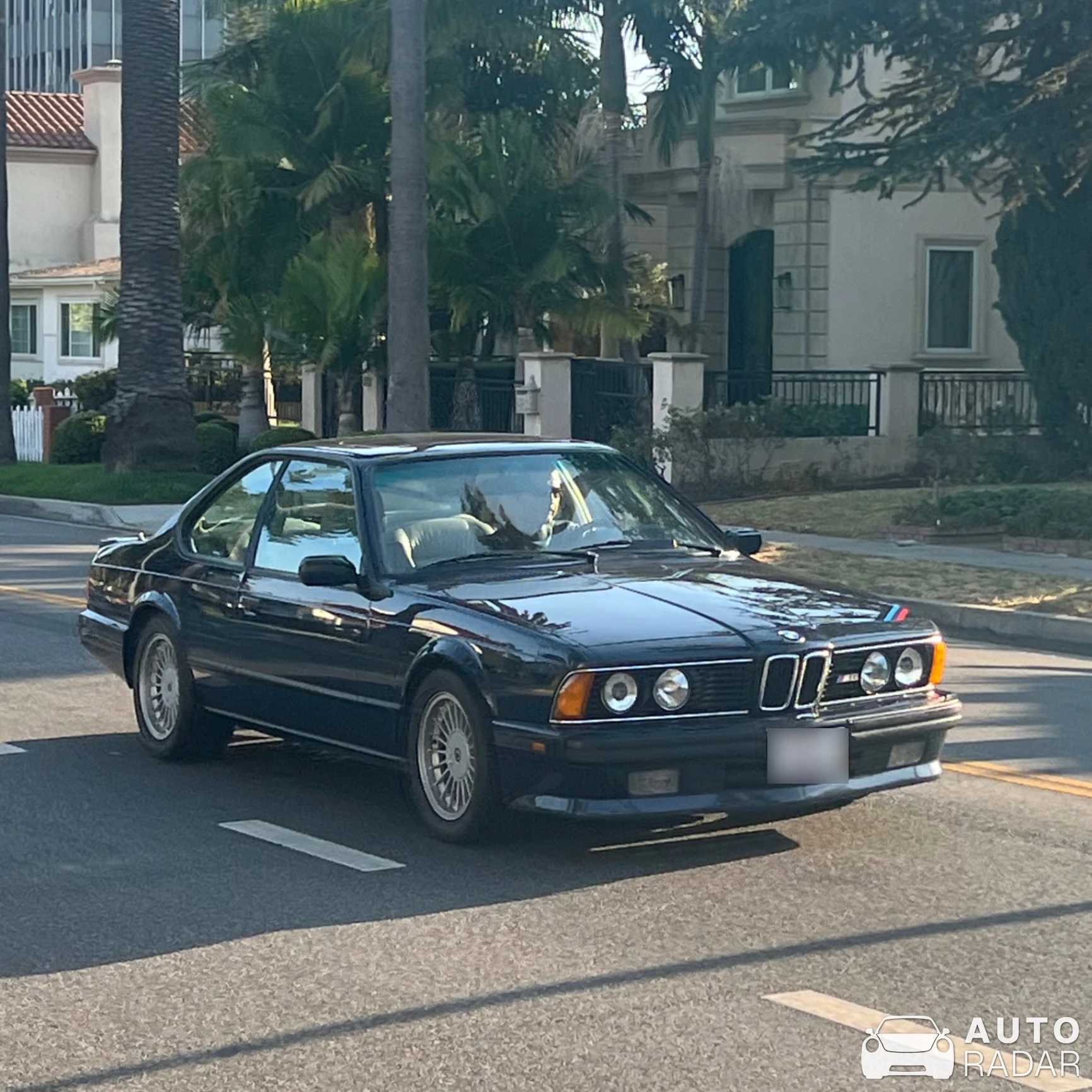 BMW M6 E24 spotted in Beverly Hills, United States