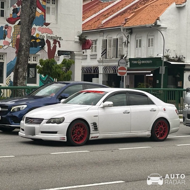 Toyota Mark X spotted in Singapore
