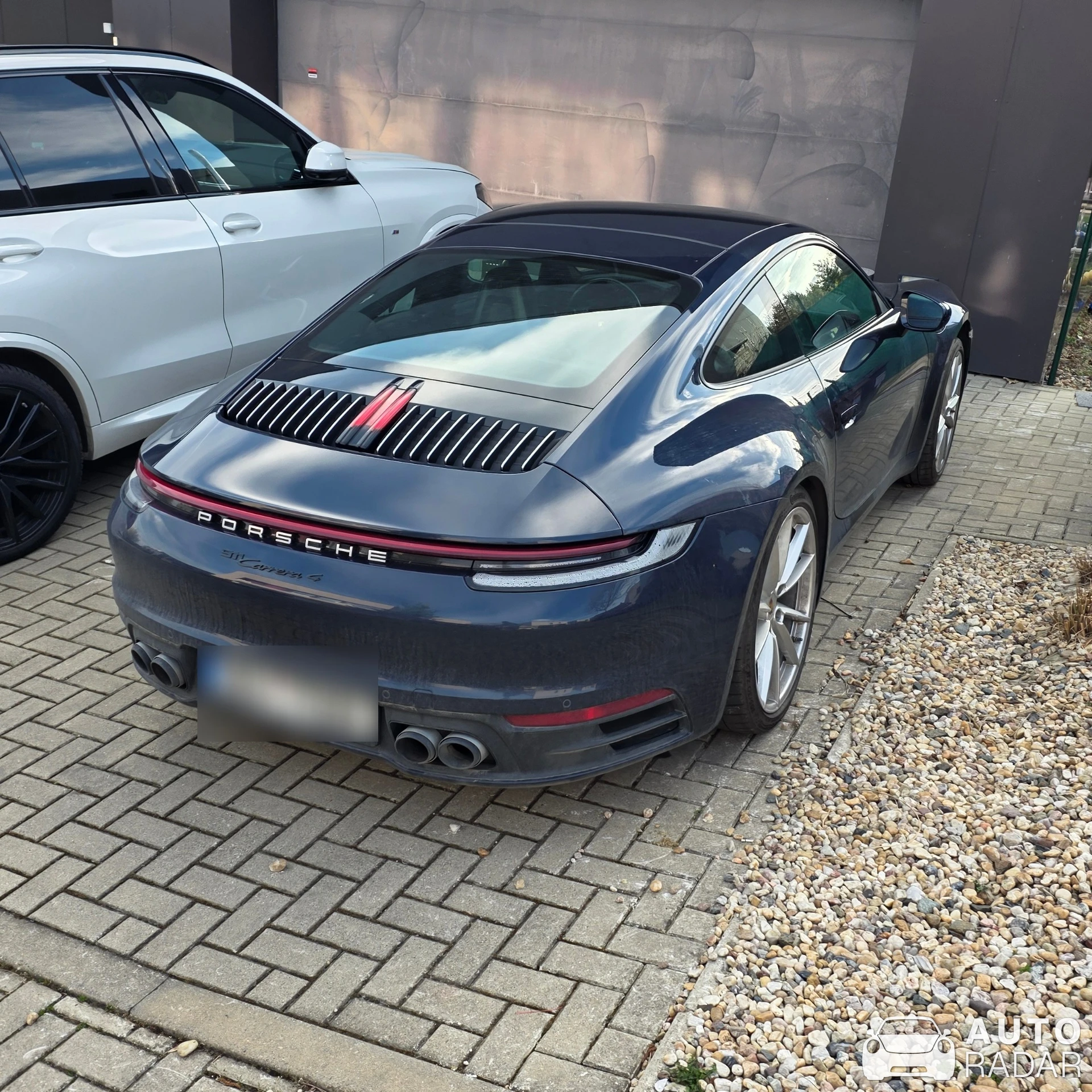 Porsche 992 Carrera 4 MkI spotted in Praha