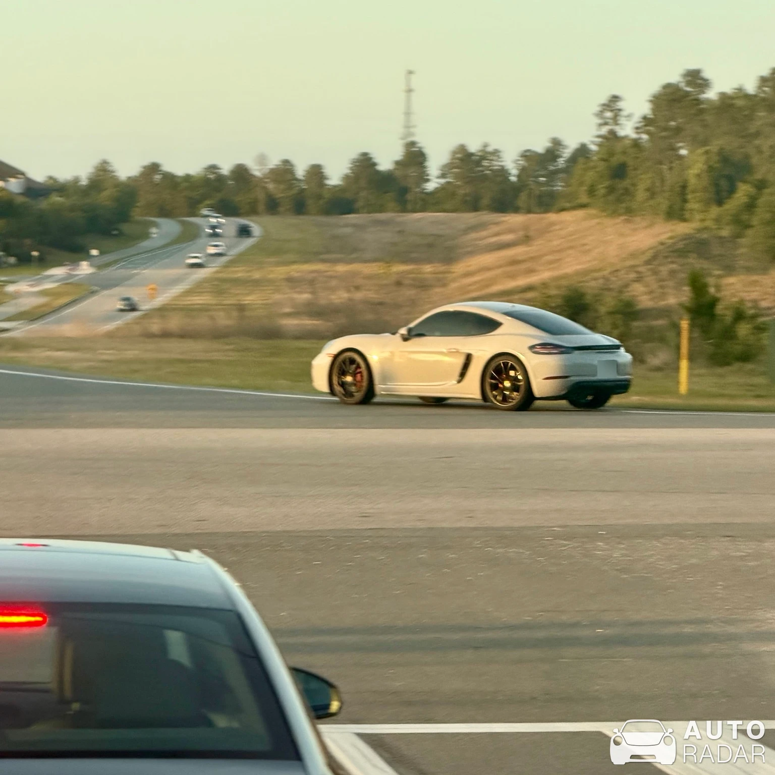 Porsche 718 Cayman S spotted in Tavares