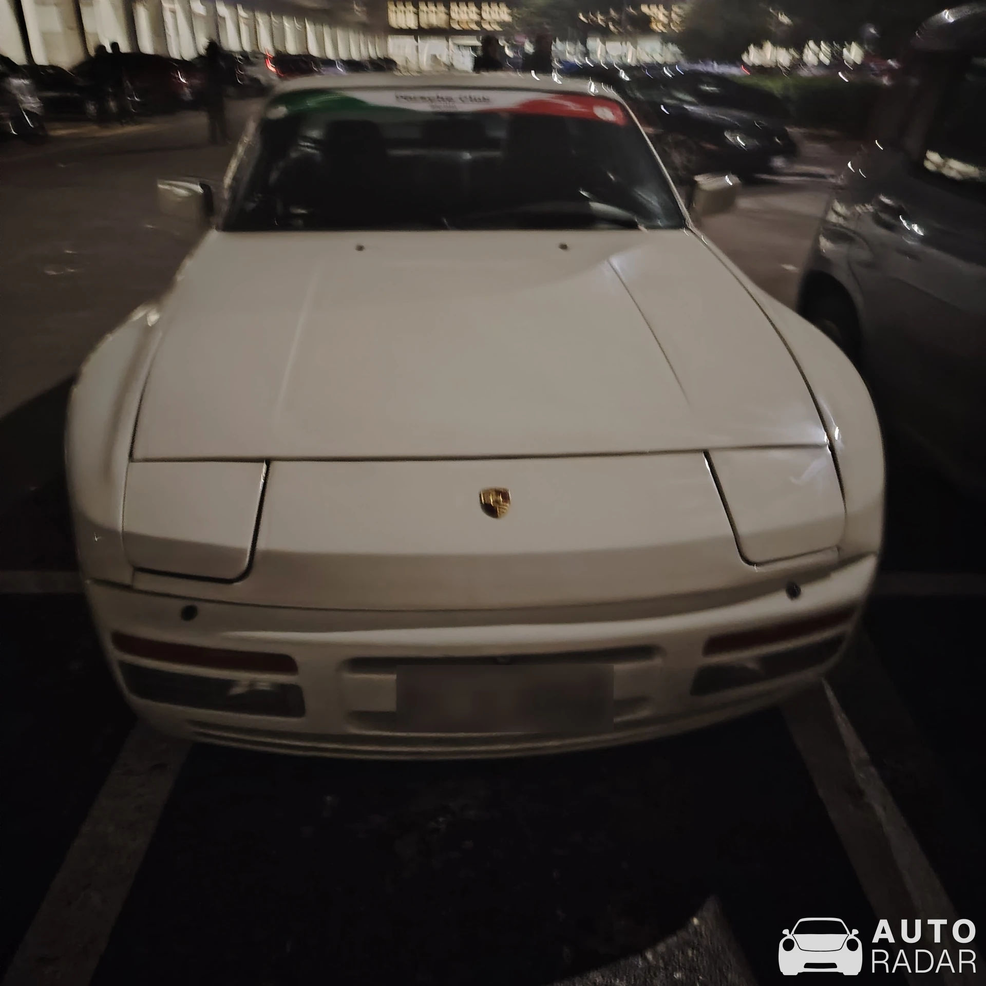 Porsche 944 Turbo spotted in Palermo, Italy