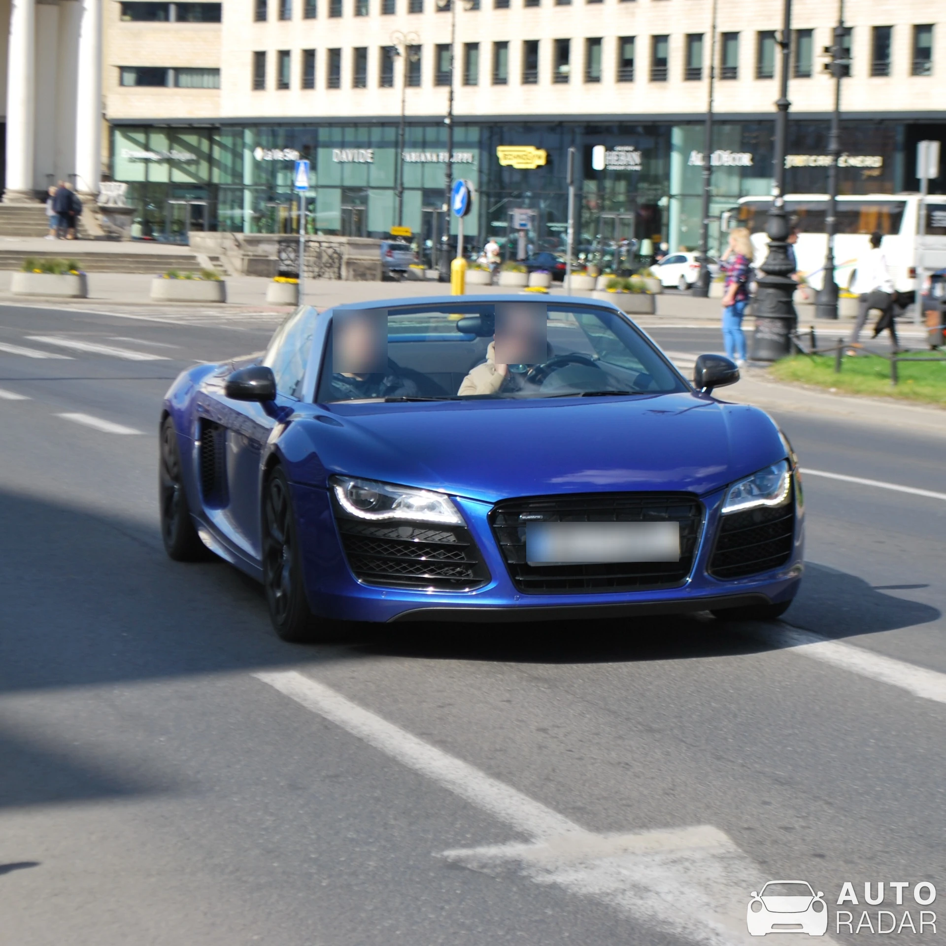 Audi R8 V10 Spyder spotted in Warszawa, Poland